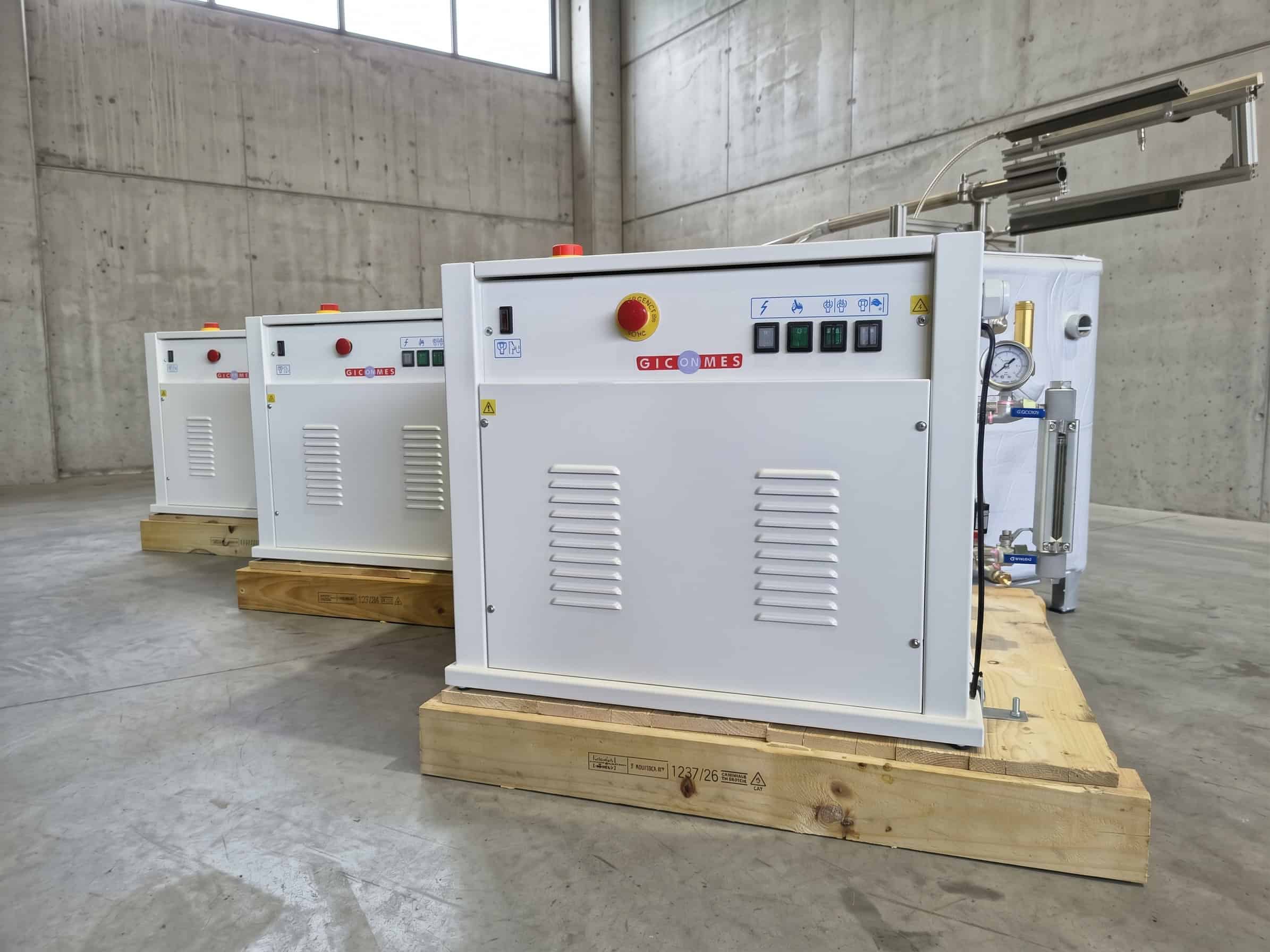 Generador de vapor eléctrico para máquinas de lavado de IBC 4. Generadores de vapor industrial Giconmes